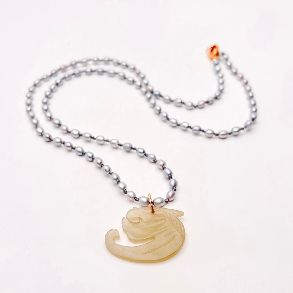 simple silver pearl and nephrite jade carving necklace– Kojima Pearl