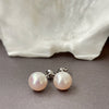 white pearl stud earrings in 7.5-8mm
