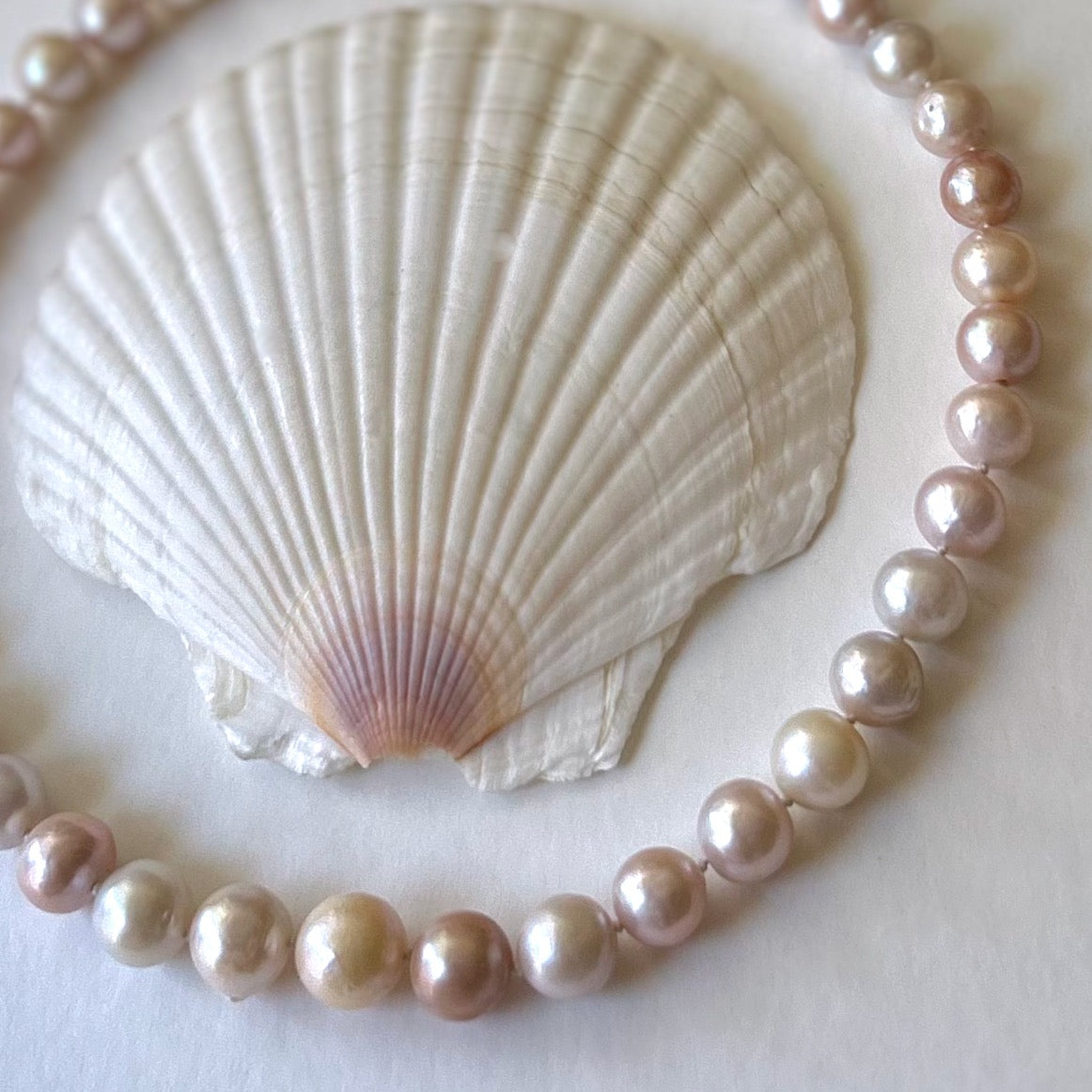 ☆ENGBROX☆ sweetheart pearl necklace EBNL24022 ☆ENGBROX☆ sweetheart pearl necklace EBNL24022 Designer