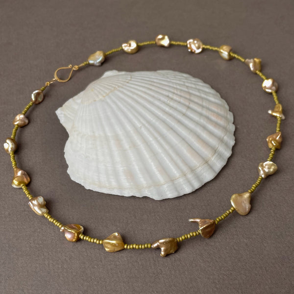 olive garden baroque golden keshi necklace