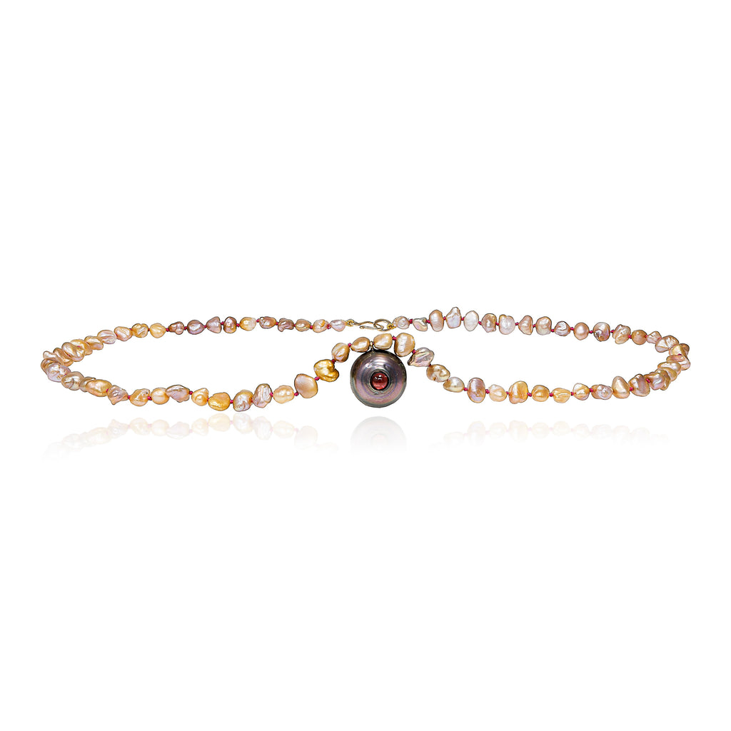 heart of a tahitian pearl necklace