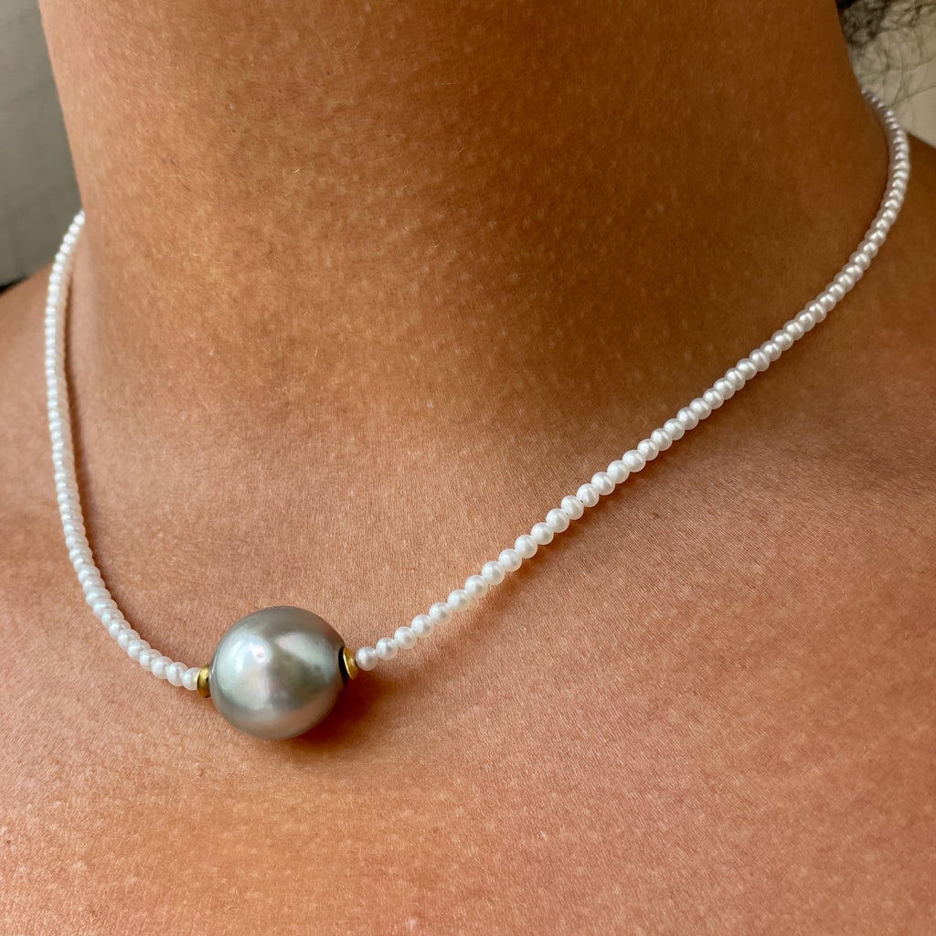 15mm silver Tahitian baroque pearl on tiny white shiny pearls
