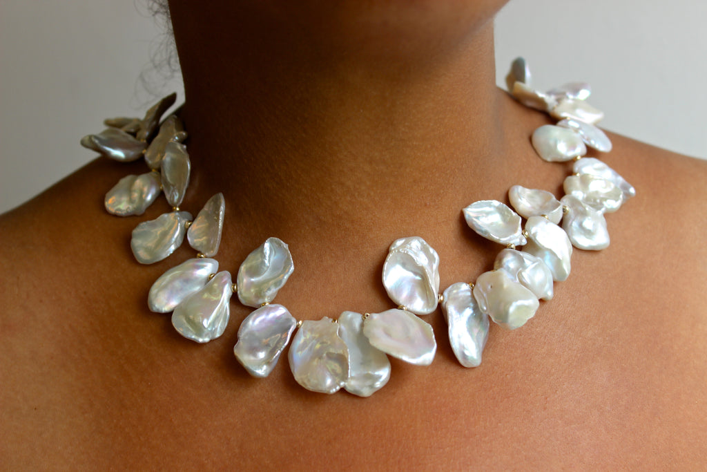 stunning petal pearl necklace