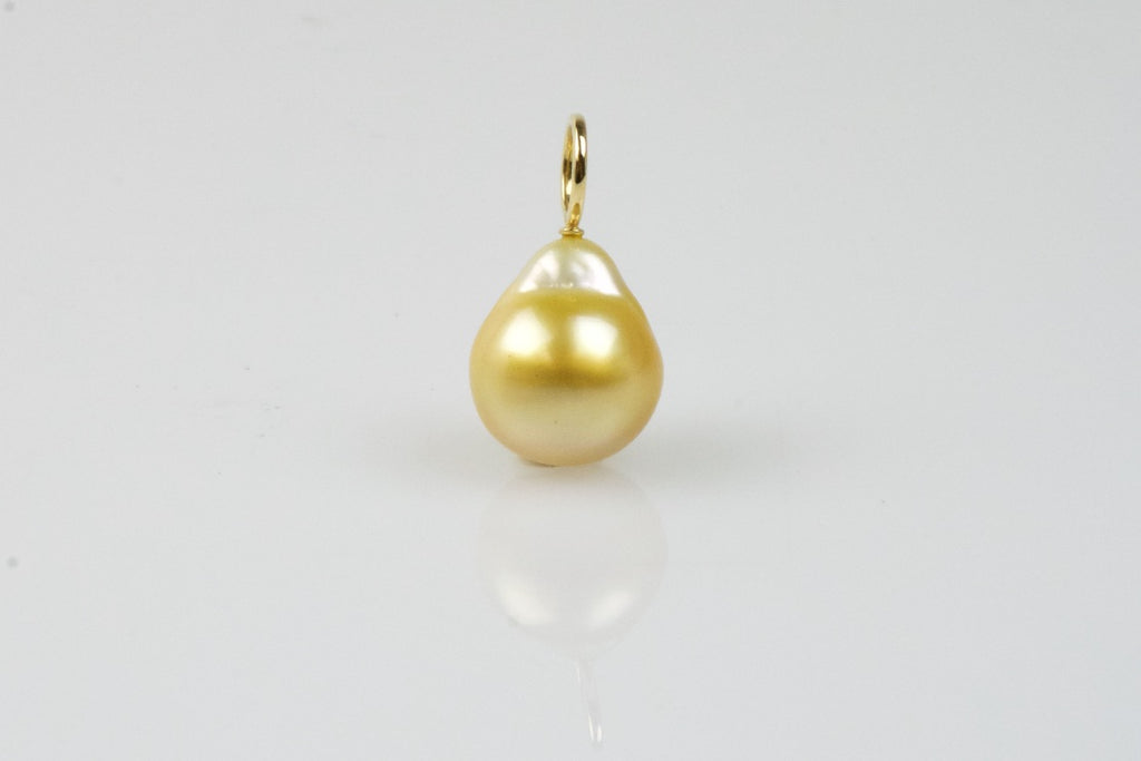 the perfect pendant for the perfect pearl chain