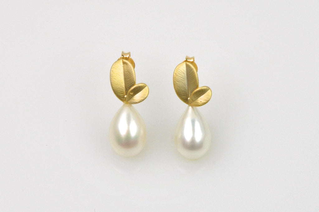 ripe pear white teardrop pearl earrings