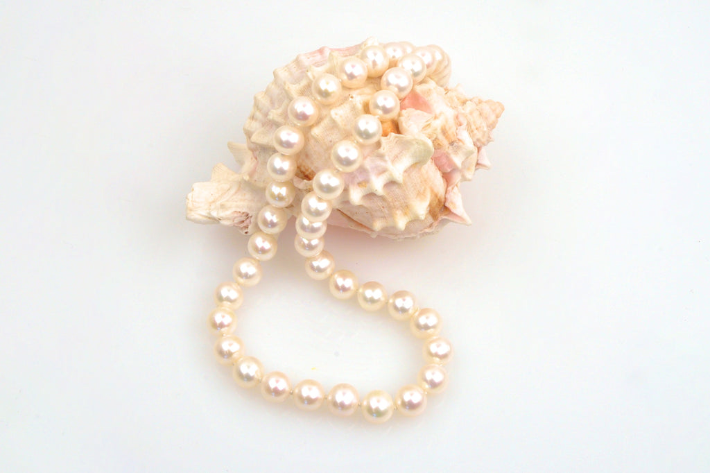 classic white pearl necklace